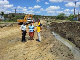 Obras de urbanização do Mutirão estão em ritmo acelerado em Campina foto juan cibaldo 9 270x202 - Obras de urbanização do Mutirão estão aceleradas em Campina Grande