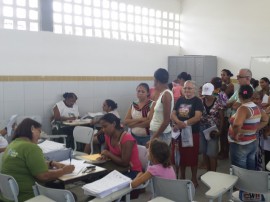 fac recadastramento de leite no bairro de mangabeira 61 270x202 - Programa do Leite da Paraíba inicia recadastramento dos beneficiários