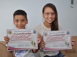 proerd premeia yasmim e ygo bezerra foto joao francisco 2 270x202 - Governo aumenta número de crianças e jovens beneficiários do Proerd