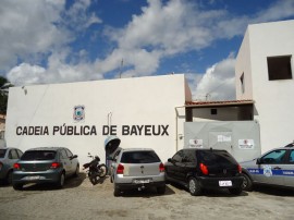 04.02.14 CADEIA DE BAYEUX 11 270x202 - Governo realiza ação de saúde na cadeia pública de Bayeux