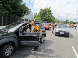 17.02.14 Operação do Corpo de Bombeiros 1 270x202 - Bombeiros orientam motoristas sobre procedimentos nos casos de incêndio