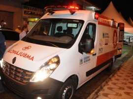 ricardo ARARA ENTREGA DE AMBULÂNCIA foto jose marques 11 270x202 - Ricardo entrega ambulância e beneficia mais de 13 mil habitantes de Arara