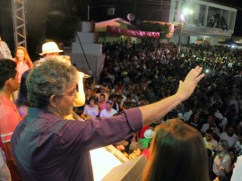 ricardo na emancipacao de jacarau foto secom pb 1 270x202 - Ricardo participa do aniversário de Jacaraú e anuncia obras na cidade