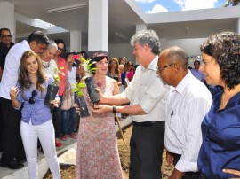 see abertura do ano letivo das escolas estaduais em 2014 foto roberto guedes 201 270x202 - Ricardo abre ano letivo e destaca R$ 105 milhões em investimentos