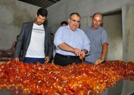 13.03.14 romulo empreender fotos roberto guedes 104 270x192 - Rômulo visita cooperativa de mel e entrega cheques do Empreender PB