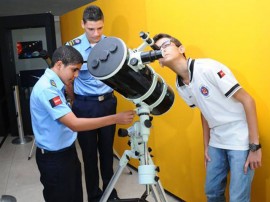 2014.03.16 Febrace fotos alunos 270x202 - Estudantes da rede pública apresentam projeto de Astronomia em São Paulo