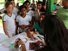 FOTO Ricardo Puppe5 270x202 - Governo participa da vacinação contra vírus HPV na cidade de Alagoinha