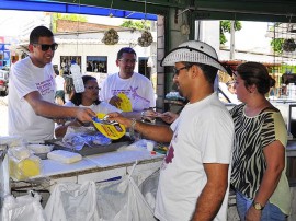 delegacia mulher faz panfletagem foto walter rafael 50 270x202 - Defensores públicos começam atendimento na Delegacia da Mulher de João Pessoa