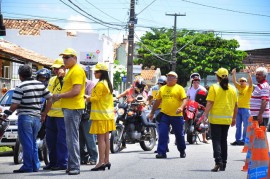 detran blitz lei seca foto kleide teixeira 23 270x179 - 'Lei Seca' prende seis pessoas e aplica mais de 300 testes de bafômetro em CG