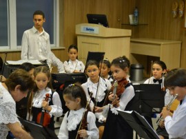 orquestra infantil selecao ospb infantil 3 270x202 - Orquestra Infantil encerra semestre com apresentação na Sala de Concertos do Espaço Cultural