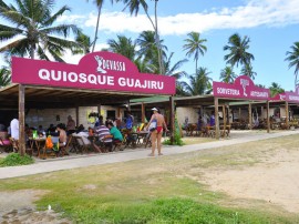 praia de coqueirinho fotos joao francisco 2 270x202 - Governo investe em infraestrutura turística com pavimentação de acesso à praia de Coqueirinho