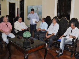 romulo recebe prefeito princesa isabel foto walter rafafael 2 270x202 - Rômulo Gouveia discute parcerias com prefeitos do Cariri e Sertão