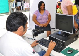 02.04.14 acao fac valentina fotos walter rafael 7 270x192 - Ação Comunitária: centenas de pessoas beneficiadas no Valentina