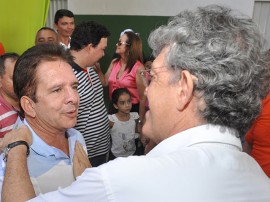 05.04.14 ricardo samu sta terezinha onibus escolares fotos roberto guedes 7 1 270x202 - Ricardo participa de inauguração da base do Samu em Santa Terezinha