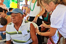 FOTO Ricardo Puppe Abertura Vacinacao 6 270x180 - Dia D da Vacinação contra a gripe em Cabedelo neste Sábado