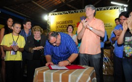 POMBAL OD 11 270x168 - Em Pombal, Governo autoriza obras e entrega créditos do Empreender