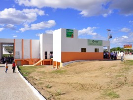 abatedouro de aves caipira foto francisco frança 1 1 270x202 - Ricardo inaugura maior abatedouro de aves caipiras do Nordeste