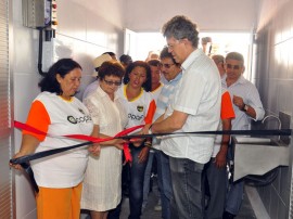 abatedouro de aves caipira foto francisco frança 6 1 270x202 - Ricardo inaugura maior abatedouro de aves caipiras do Nordeste