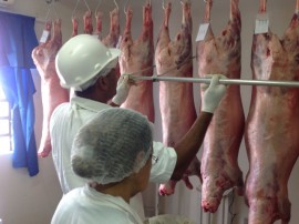 carnes1 270x202 - Governo apoia pesquisa sobre apresentação e comercialização de carnes de caprinos e ovinos