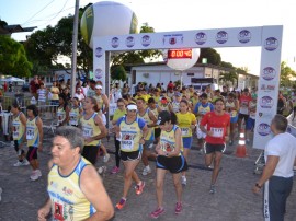 pm corrida de tiradentes 61 270x202 - Corrida Tiradentes leva centenas de atletas às ruas de João Pessoa