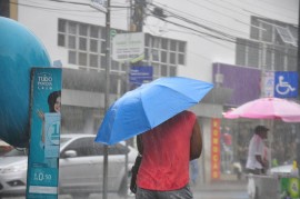 05.05.14 CHUVA FOTOS WALTER RAFAEL 61 270x179 - Tempo instável provoca chuva no Litoral, Brejo e Agreste da Paraíba