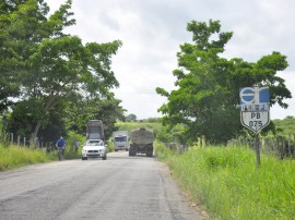 07.05.14 rodovia PB 075 guarabira alagoa grande.foto roberto guedes 40 270x202 - Governo vai restaurar 53 km de rodovias e beneficiar mais de 140 mil pessoas