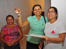 09.05.14 governo entrega 50 casas em monteiro.fotos roberto guedes 112 270x202 - Governo da Paraíba entrega casas e beneficia 200 pessoas em Monteiro