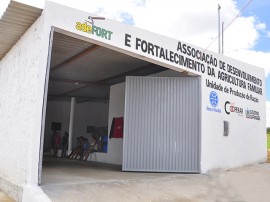 17.05.14 adefort barra santa rosa fotos roberto guedes 6 270x202 - Governo entrega Unidade de Apoio à Avicultura em Barra de Santa Rosa