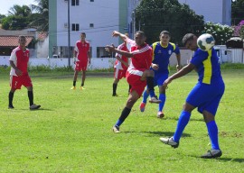 26.05.14 TORNEIO FUTEBOL ANTONIO DAVID 3 270x192 - Equipe Ressaca vence 1º Torneio de Futebol do Timbó