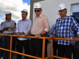 30.05.14 governo do estado visita adutora araçagi fotos roberto guedes 5 270x202 - Governo inaugura adutora para levar água à população do Brejo