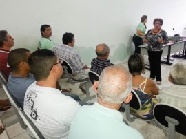 Glaciane durante palestra em Nova Palmeira 05 270x202 - Diretora da Agevisa/PB ressalta papel educativo da Vigilância Sanitária durante evento em Nova Palmeira