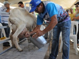 emater e embrapa parceria de fortalecimento da caprinocultura na paraiba 1 270x202 - Emater e Embrapa firmam parceria para fortalecer a caprinocultura na Paraíba