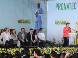 presidente dilma PRONATEC foto jose marques 12 270x202 - Dilma e Ricardo entregam certificados do Pronatec a 1200 estudantes paraibanos