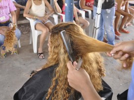 seap presidio feminino doacao de cabelo foto secom pbl 9 270x202 - Reeducandas doam cabelos para pacientes com câncer do Hospital Napoleão Laureano