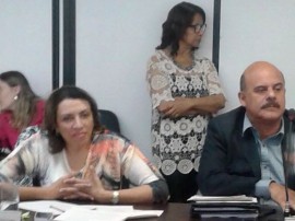 sedh sec cida ramos reuniao em brasilia 2 270x202 - Paraíba participa de Fórum Nacional de Secretários de Assistência Social