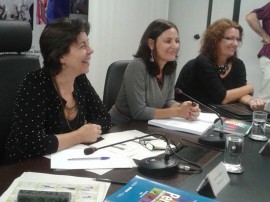 sedh sec cida ramos reuniao em brasilia 4 270x202 - Paraíba participa de Fórum Nacional de Secretários de Assistência Social