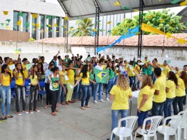 see Projeto em escola Izabel Maria das Neves animam aluno foto diego nobrega 11 270x202 - Projetos da Escola Isabel Maria das Neves incentiva alunos e objetiva melhorar Ideb