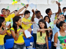 see Projeto em escola Izabel Maria das Neves animam aluno foto diego nobrega 2 270x202 - Projetos da Escola Isabel Maria das Neves incentiva alunos e objetiva melhorar Ideb