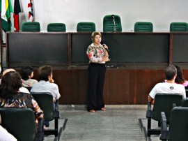 ses capacita sobre novidades de sintomas DENGUE FOTO Ricardo Puppe 1 270x202 - Médicos e enfermeiros de 76 municípios recebem qualificação no manejo clínico da dengue