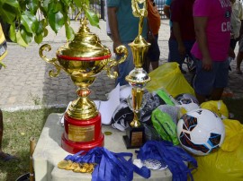 torneio de futebol no timbo fotos alberi pontes 3 270x202 - Equipe Ressaca vence 1º Torneio de Futebol do Timbó