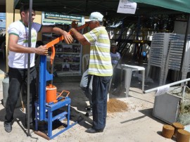 06.06.14 jornada inclusao 7 270x202 - Criadores comemoram em Jornada de Inclusão Produtiva conquista de selo de área livre da aftosa