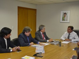 17.11.14 ricardo reuniao ministro das cidades fotos roberto guedes 12 270x202 - Ricardo reivindica liberação de recursos federais para obras na Paraíba