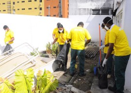 21.11.14 acao dengue clementino fotos walter rafael 11 270x192 - Clementino Fraga realiza Mutirão de Limpeza para combater a dengue