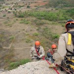 bombeiros fazem treinamento de salvamento em altura (2)