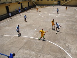 seap promove torneio de futebol na penitenciaria padrao de santa rita 21 270x202 - Time Santa Cruz vence torneio de futebol de salão da Penitenciária Padrão de Santa Rita