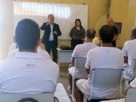 seap pronatec nos presideos do estado 2 270x202 - Governo inicia quatro novos cursos do Pronatec em unidades prisionais da Capital