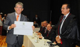 TRE DIPLOMA 81 270x158 - ﻿Governador e vice-governadora são diplomados pelo TRE-PB