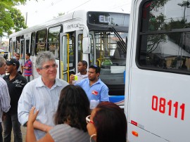 ricardo CABEDELO ENTREGA DE ÔNIBUS foto jose marques 41 270x202 - Ricardo participa da solenidade de entrega de ônibus novos em Cabedelo   