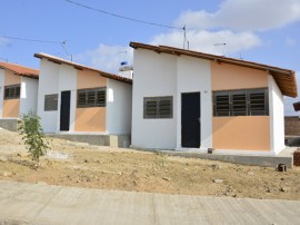 vista da serra II patos 4 270x202 - Governo do Estado entrega mais de 100 unidades habitacionais em Patos