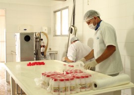 21.01.15 paraiba avanca setor pioneira producao caprinocultura 3 270x192 - Paraíba avança na produção de queijos caprinos probióticos